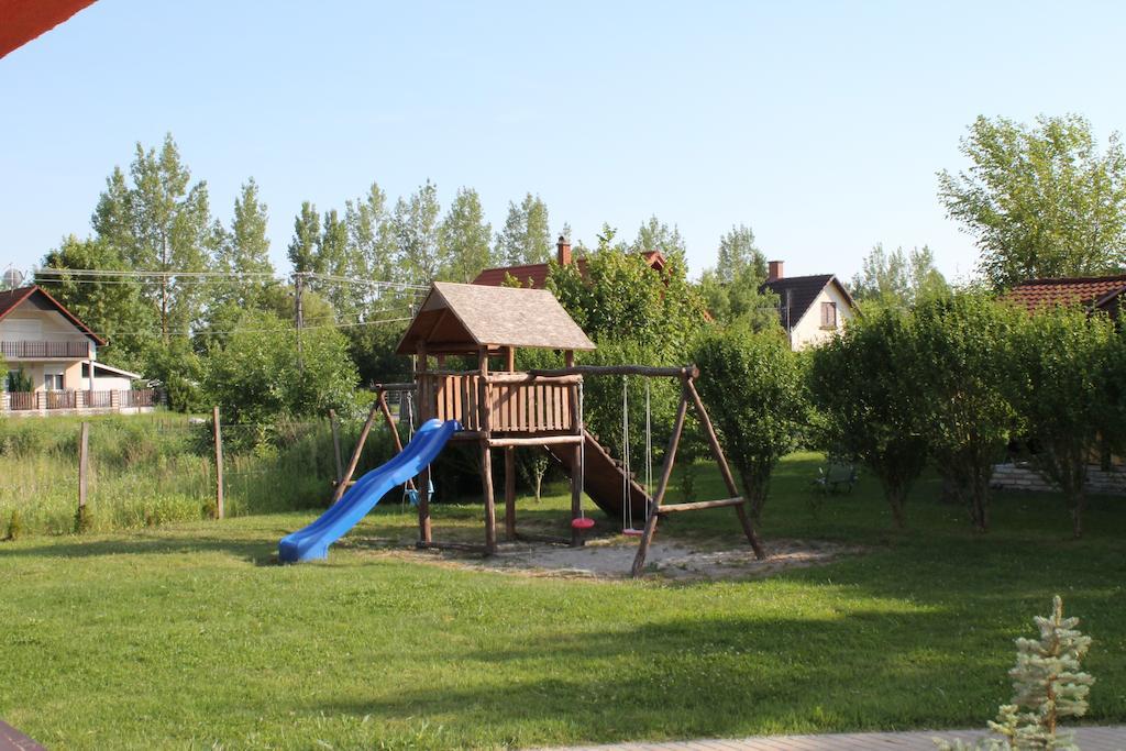 Ponty-Poronty Vendeghaz Hotel Nagybaracska Exterior foto